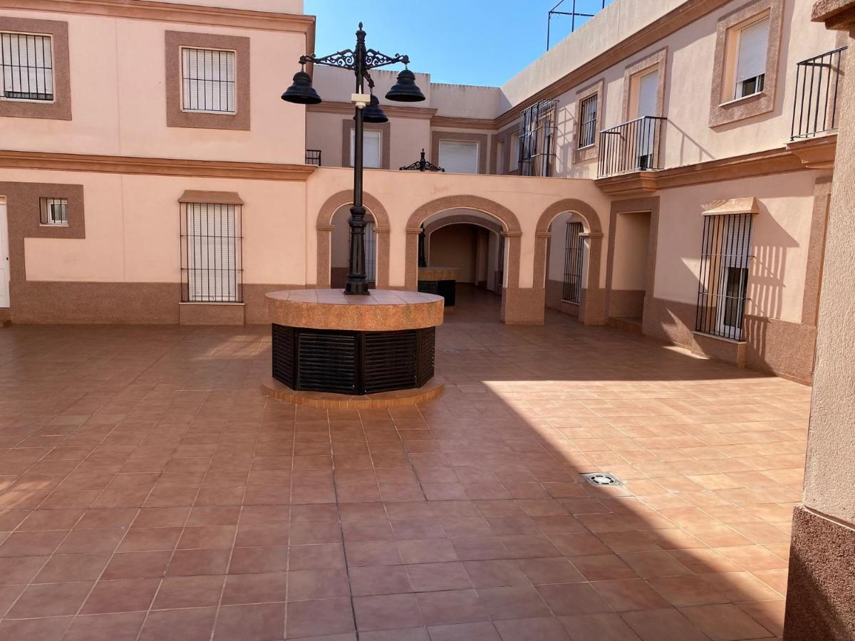 Sevilla. Gerena Casa Rural Para Familia O Profesionales Buitenkant foto